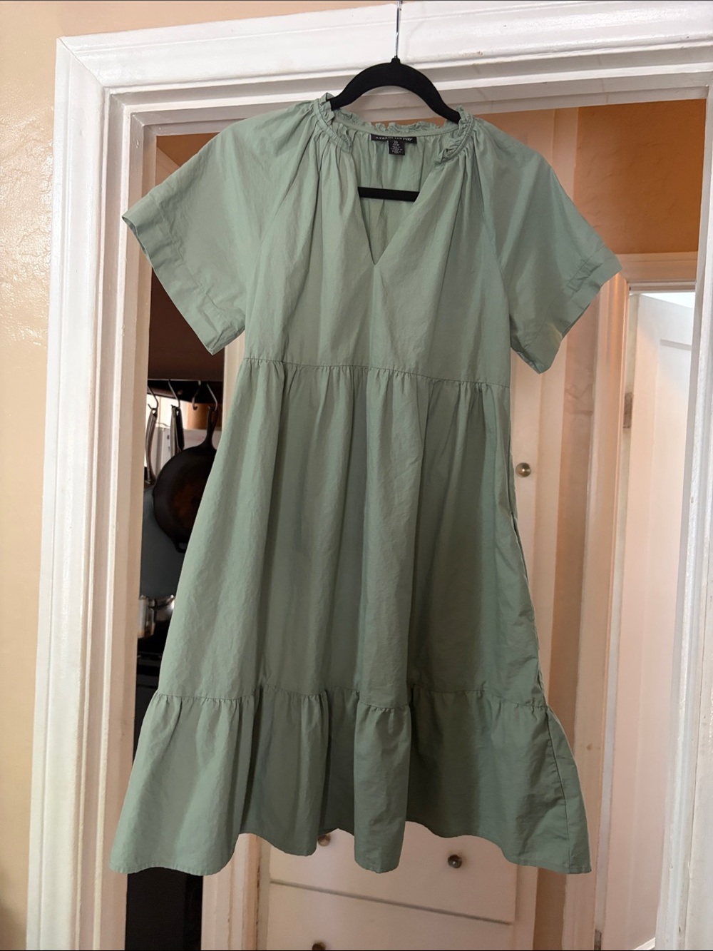 Light Green Maternity Short Sleeve Tiered Summer Dress 36 inches long w/ pockets
